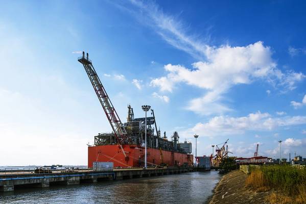 Πέρυσι, η Wison Offshore & Marine παρέδωσε το FLNG της Καραϊβικής σε βάση EPC μετά από δοκιμές απόδοσης υγροποίησης για την εγκατάσταση στην αυλή της στην Κίνα. (Φωτογραφία: Wison)