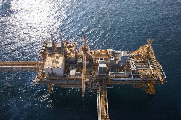 迪拜石油的离岸检验。照片：Cyber​​hawk