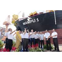 Doves released to commemorate the MaMPU 1 sail away ceremony (Photo: MISC Berhad)