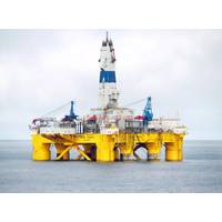 A drilling ship Polar Pioneer in the Chukchi Sea, August 2015 (Photo: Mark Fink / Shell)