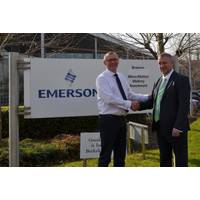 Ray Harrison, Managing Director of Delta Controls with Damian Selina, Managing Director of Emerson’s Rosemount Measurement Ltd. sealing the deal which transfers Mobrey to Delta Controls. (Photo: Delta Controls)