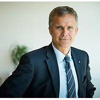 Helge Lund assumed the role as President and CEO of Statoil on 16 August 2004. 