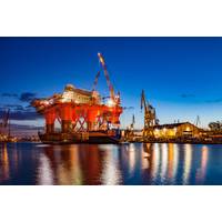 File Image: an idled oil rig in a shipyard (CREDIT: AdobeStock / © Nightman 