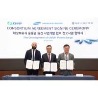 (From right to left) Jintaek Jeong, CEO of SHI, Jooho Whang, CEO of KHNP, Navid Samandari, CEO of Seaborg have signed consortium agreement.
Image courtesy Samsung Heavy Industries
