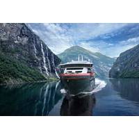 MS Roald Amundsen is the first of two hybrid ships Hurtigruten will add to its fleet over the next few years. Innovative sustainable technology from Kongsberg Gruppen reduces fuel consumption and CO2-emissions on the ships by 20 percent. Image: Kongsberg Gruppen