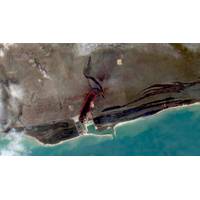 Satellite image after the impact of Hurricane Dorian on the South Riding Point oil terminal at Grand Bahama Island. The red outline denotes the plume area of the oil spill, ca. 0.5 sq km, and ca. 1.3 km in length. (Photo: ESA Sentinel-2 satellite)