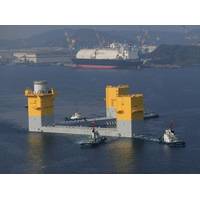 Towing three-column semi-sub at Nagasaki port.