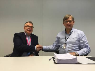 Contract signing (Fornebu – Oslo)  - Peder Hoås and Geir Paulsen (Statoil)