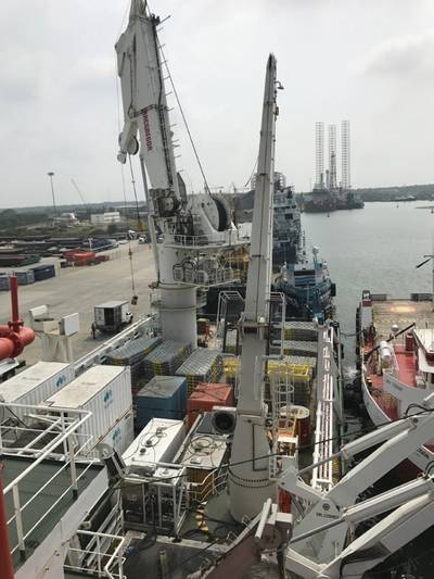 Frontera Offshore loading M² Subsea’s ROVs onto the MPSV Tehuana (Photo: M² Subsea)