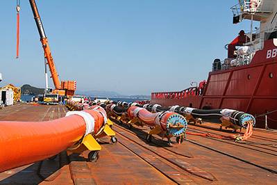 Gulfaks Loading Hose (photo: Statoil)