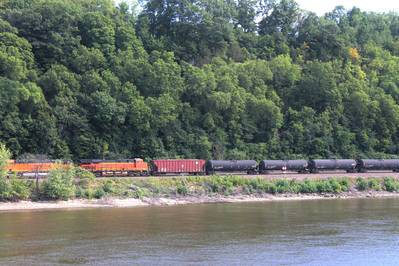 File Image: a petroleum train makes its way across the heartland (CREDIT: Dagmar Etkin)