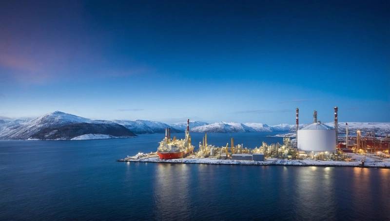 EUROPE GAS-European Gas Prices Firm as Weather and LNG Strikes Offset Rising Norwegian Supply