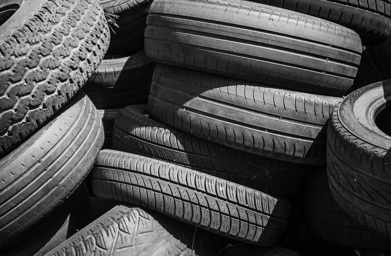 Egyptian Students Produce Fuel From Used Car Tires