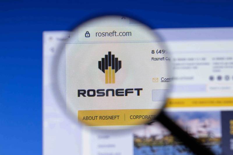 Rosneft Oil Refinery Warns of US Sanctions
