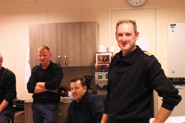  “We are very pleased with the  uncomplicated handling of  this advanced propulsion.”   Chief Engineer John Tolle and his crew in the  engine control room of the RoPax ferry Stavangerfjord.